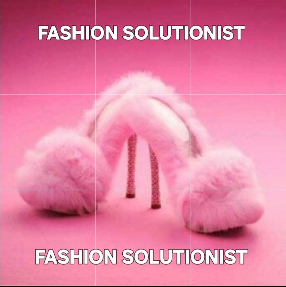 💓 A Girl Needs Pink Fuzzy Slippers 💓